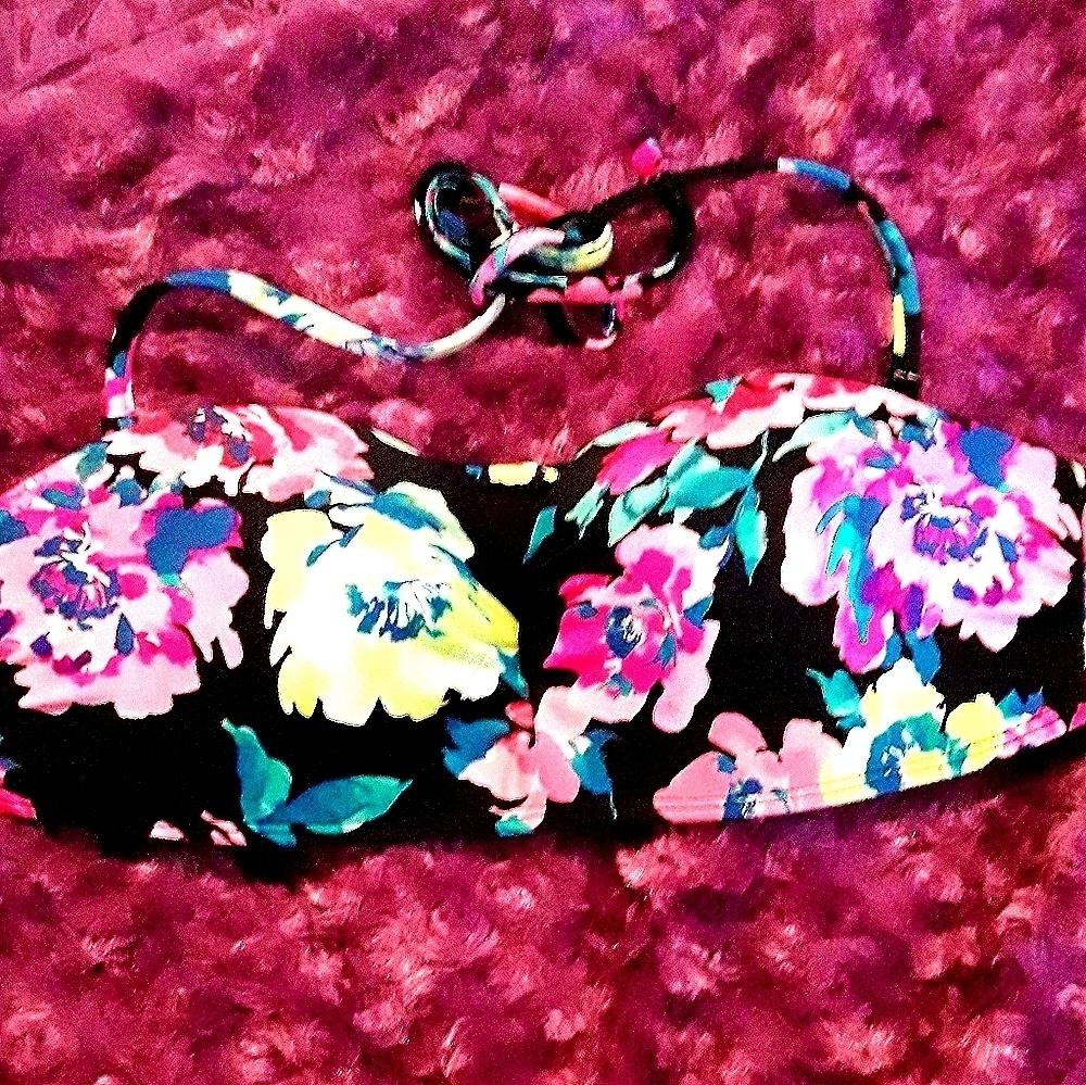 No boundaries bikini top 7-9